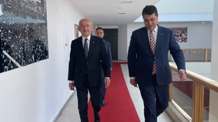 Kılıçdaroğlu, DP Genel Başkanı Gültekin Uysal'ı ziyaret etti