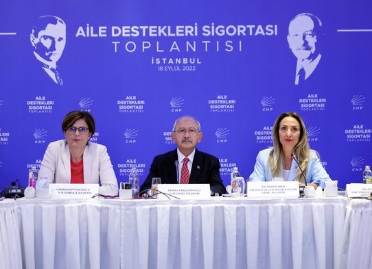 Kılıçdaroğlu, Ekonomi Muhabirleri ile Aile Destekleri Sigortası buluşmasına katıldı