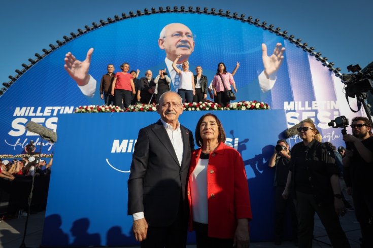 Kılıçdaroğlu; 'Hoşgörü, şefkat değerlerine inanıyorum. Bu ülke farklılıklarımızla gurur duysun istiyorum' Kılıçdaroğlu; 'Hoşgörü, şefkat değerlerine inanıyorum. Bu ülke farklılıklarımızla gurur duysun istiyorum'