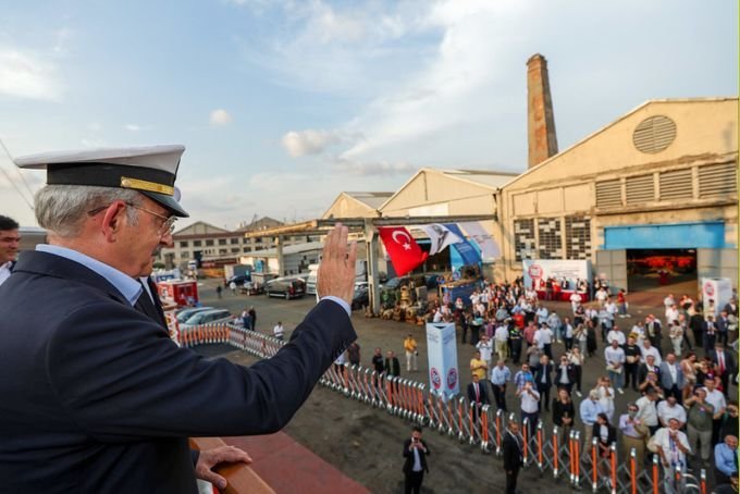 Kılıçdaroğlu, Paşabahçe vapurunun denizle buluşma töreninde konuştu; İstanbul’un tarihini yeniden restore edip ortaya çıkarması olağanüstü güzel bir olay Kılıçdaroğlu, Paşabahçe vapurunun denizle buluşma töreninde konuştu; İstanbul’un tarihini yeniden restore edip ortaya çıkarması olağanüstü güzel bir olay