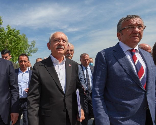 Kılıçdaroğlu SADAT önünde; Herkes müsterih olsun, seçim güvenli bir şekilde yapılacak!