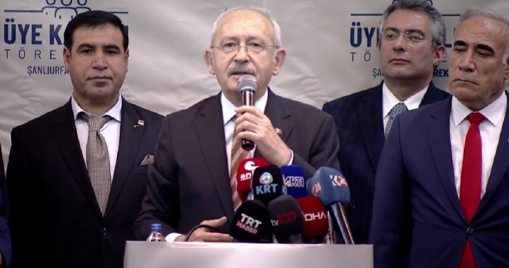 Kılıçdaroğlu, Siverek'ten Erdoğan'a seslendi 'eğer sözünün eriysen güneş enerjisi için elimizi tut nasıl yaptığımızı gör' Kılıçdaroğlu, Siverek'ten Erdoğan'a seslendi 'eğer sözünün eriysen güneş enerjisi için elimizi tut nasıl yaptığımızı gör'