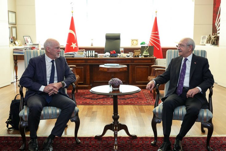 Kılıçdaroğlu, Sosyalist Enternasyonel Başkanı Yorgo Papandreu ve beraberindeki heyeti makamında kabul etti