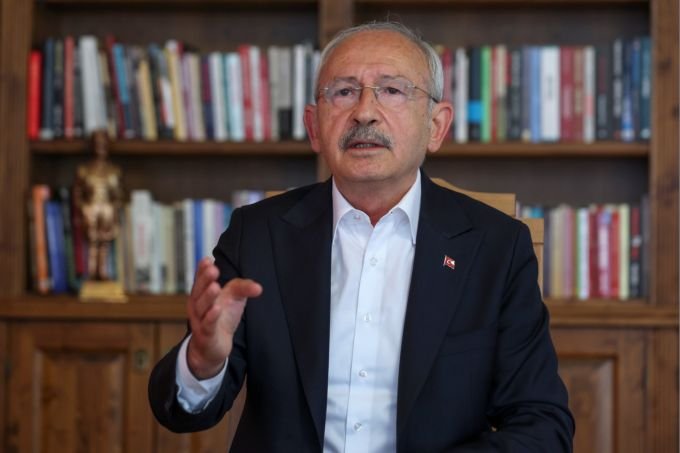 Kılıçdaroğlu'ndan Bankalara; Fakirin borcunu tefeciye satanlarla bir hesabımız olamayacak mı? Kılıçdaroğlu'ndan Bankalara; Fakirin borcunu tefeciye satanlarla bir hesabımız olamayacak mı?