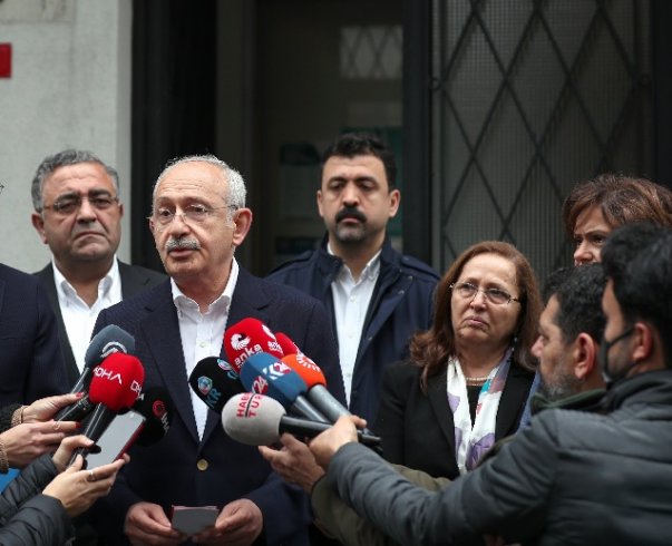 Kılıçdaroğlu'ndan Hrant Dink Vakfı çıkışında helalleşme mesajı Kılıçdaroğlu'ndan Hrant Dink Vakfı çıkışında helalleşme mesajı