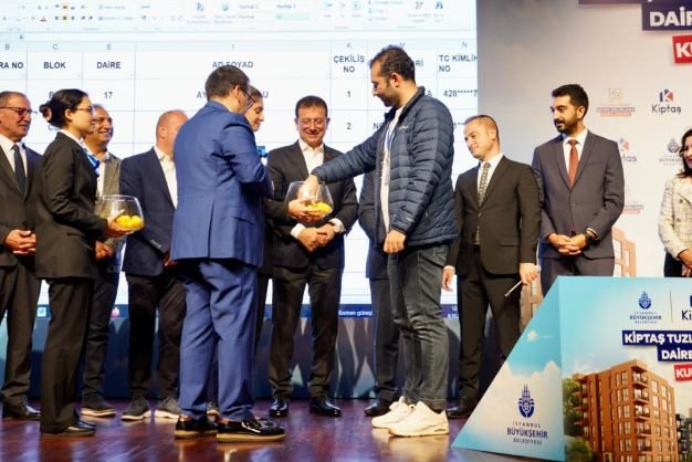 KİPTAŞ, Tuzla meydan evleri 6 ay erken teslim edecek KİPTAŞ, Tuzla meydan evleri 6 ay erken teslim edecek