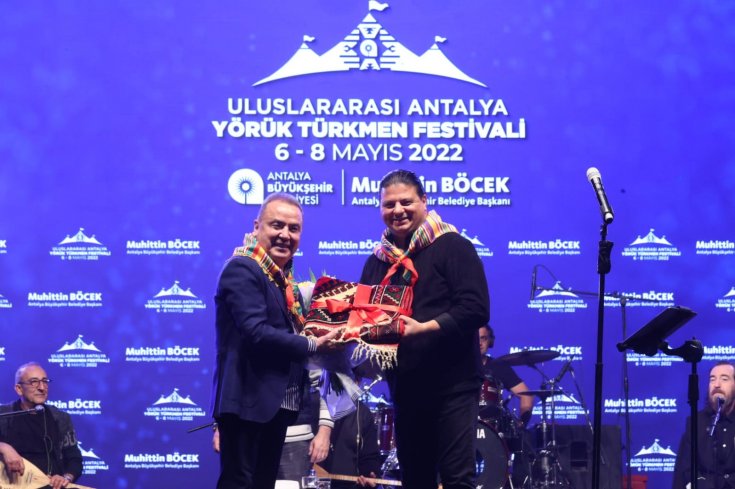 Kubat Yörük Türkmen Festivalinde sevenleriyle buluştu