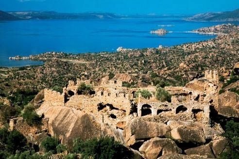 Latmos’ta yapılan bilinçsiz kazılar ile ilgili kaç soruşturma başlatıldı? Latmos’ta yapılan bilinçsiz kazılar ile ilgili kaç soruşturma başlatıldı?