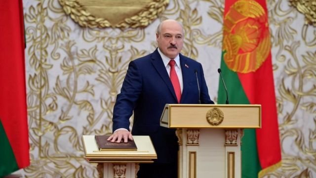 Rusya'nın müttefiki Belarus döviz cinsi dış borçlarını ödeyemeyeceğini duyurdu