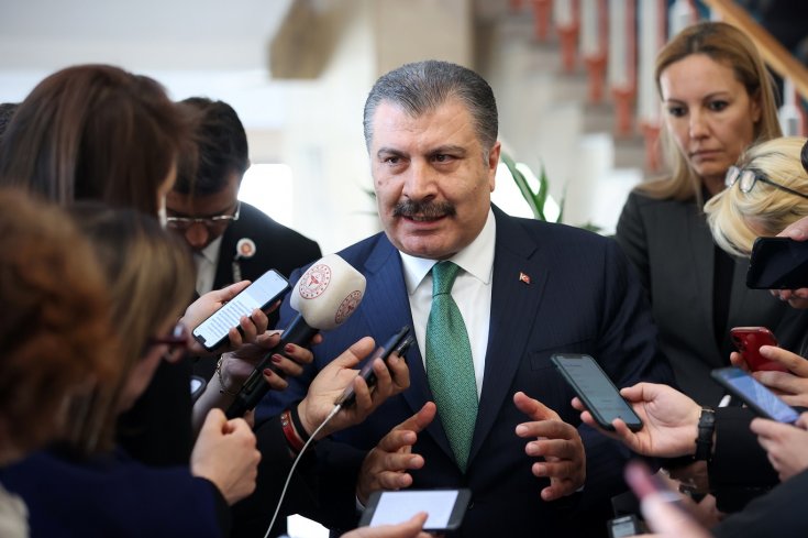 Sağlık Bakanı Fahrettin Koca, Maymun çiçeği ile ilgili bugüne kadar Türkiye'de görülen bir vaka yok Sağlık Bakanı Fahrettin Koca, Maymun çiçeği ile ilgili bugüne kadar Türkiye'de görülen bir vaka yok