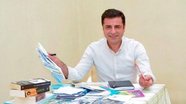 Selahattin Demirtaş'dan MHP'ye; 'Türkiye bu fedakarlığı asla unutmayacak'