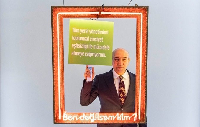 Tunç Soyer; 'Kadın dostu kent' anlayışı doğrultusunda 'İzmir Büyükşehir Belediyesi’nin bu büyük değişime öncülük etmesi gerekiyor' Tunç Soyer; 'Kadın dostu kent' anlayışı doğrultusunda 'İzmir Büyükşehir Belediyesi’nin bu büyük değişime öncülük etmesi gerekiyor'