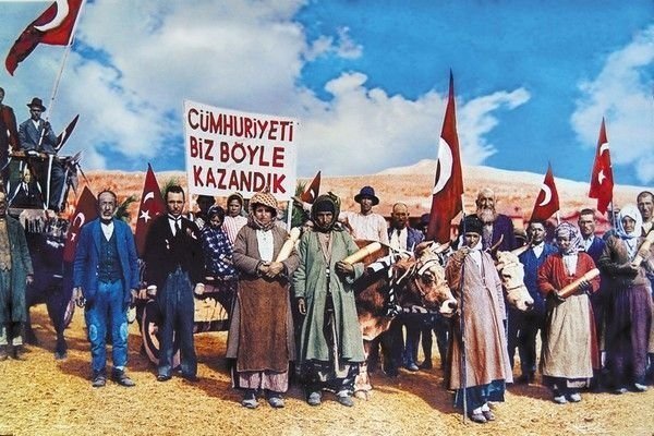 Türkiye Cumhuriyeti 99 yaşında! Türkiye Cumhuriyeti 99 yaşında!