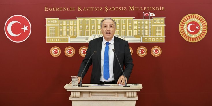 Yeneroğlu’ndan, kendisini hedef gösteren Emniyet’e tepki: ‘Tehditler karşısında korkacak değiliz’ Yeneroğlu’ndan, kendisini hedef gösteren Emniyet’e tepki: ‘Tehditler karşısında korkacak değiliz’