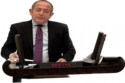 Akif Hamzacebi, 2023 Bütçesi CHP grup konuşmasında; enflasyon meselesi tartışılıyor, maliye politikasının destek vermediği bir para politikasının başarıya ulaşma şansı yoktur