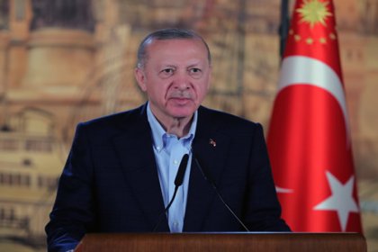 AKP Genel Başkanı ve Cumhurbaşkanı Erdoğan, şehit ailelerine başsağlığı mesajı gönderdi