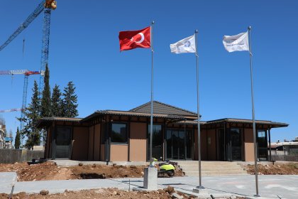 Antalya Büyükşehir Belediyesi'nden Güneş Mahallesi’ndeki Kentsel Dönüşüme modern park alanı