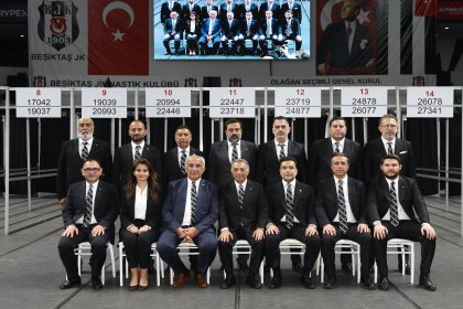 Beşiktaş Kongresinde, Ahmet Nur Çebi yeniden başkan seçildi