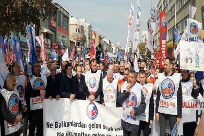 Birleşik Kamu İş Konfederasyonu, 'Yoksulluk ve Fukaralık Politikalarına Dur' eylemlerinin İkincisini Edirne'de yaptı