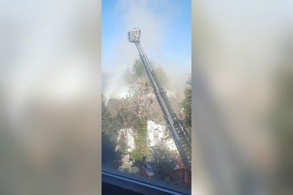 Boğaziçi Üniversitesi kampüsündeki yangın kontrol atında alındı