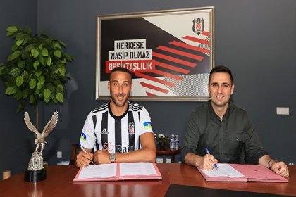 Cenk Tosun yeniden Beşiktaş'ta