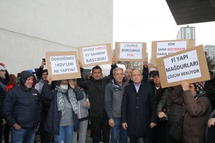 CHP'li Akif Hamzacebi, Esenyurt’ta arsa sahibi-belediye-müteahhit üçgeninde vatandaşları dolandıranlarla ilgili Kara Para Aklama Suçu iddiaları hakkında MASAK’a suç duyurusu yaptı