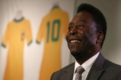 Efsane dünya yıldızı Brezilyalı futbolcu Pele hayatını kaybetti