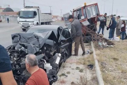 Enez Belediye Başkanı Günenç, makam şoförü ve traktör sürücüsü trafik kazasında yaralandı