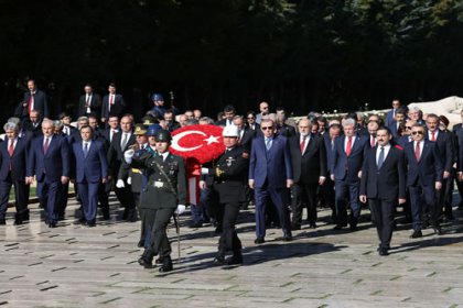 Erdoğan, Anıtkabir’de düzenlenen törene katıldı