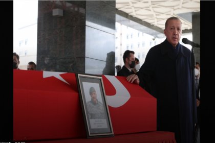 Erdoğan, Senegal’de şehit olan Özel Harekat Şube Müdürü Eren’in cenaze namazına katıldı