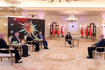 Erdoğan, TRT ortak yayınına katıldı; Amerika Fırat'ın doğusundan çekilmeli