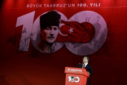 İBB Başkanı Ekrem İmamoğlu, 30 Ağustos zaferini, ''Milletin istiklalini yine milletin azim ve kararı kurtaracaktır' diyerek yola çıkan Gazi Mustafa Kemal Atatürk’e borçluyuz