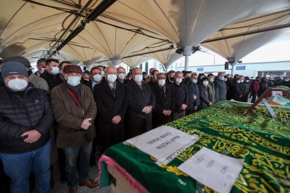 Kılıçdaroğlu, Ankara'da İktisatçı Nazif Ekzen'in cenaze törenine katıldı