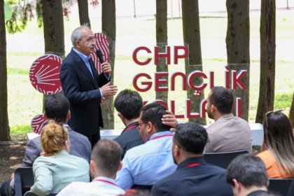 Kılıçdaroğlu, CHP Gençlik Kolları il başkanları toplantısında konuştu