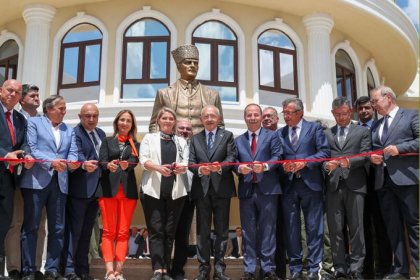 Kılıçdaroğlu, Edirne Belediyesi hizmet binası ve Atatürk Kültür Merkezinin açılışını yaptı