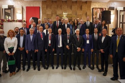 Kılıçdaroğlu, Türkiye Bosna Sancak Derneği’ni ziyaret etti