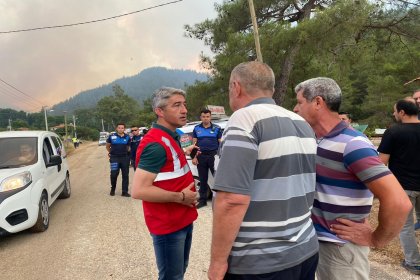 Marmaris Yangını söndürülemiyor; Marmaris Belediyesi Değirmenyanı'nda bir lojistik merkezi kurdu