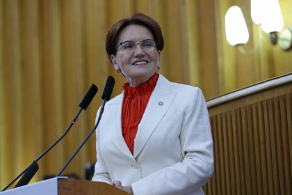 Meral Akşener; 'Milletiyle bağını tamamen koparmış bu arkadaşımız artık ülkesinde yaşananları bile bilmiyor. Sayın Erdoğan, ayıptır, günahtır'