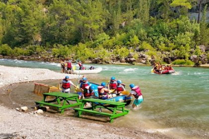 Mutlaka Manavgat Köprülü Kanyon'unda rafting yapın
