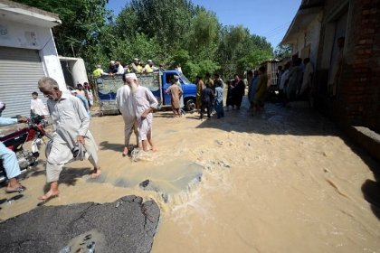 Pakistan'da sel felaketinde çok sayıda kişi hayatını kaybetti