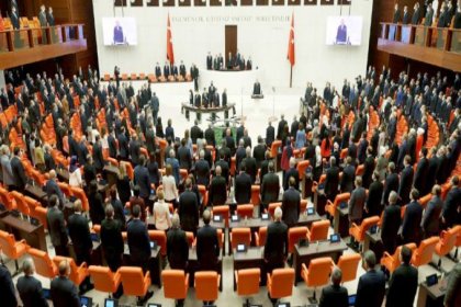 TBMM 1 Ekim'de çalışmalarına başlıyor; Meclis, tarihinde ilk kez bir dönem içinde 6. yasama yılına girerek bir ilke imza atacak