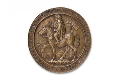 Üzerinde "Osmanoğlu ve Bizans İmparatoru" yazan madalyon, İBB bünyesindeki Fatih Portresi ve Kanuni Tablosu ile buluştu