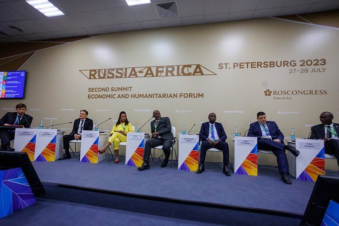 2’nci Rusya-Afrika Zirvesi Ekonomik ve İnsani Forumu St. Petersburg’da düzenlendi