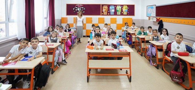 30 Ekim Pazartesi günü okul öncesi, ilkokul, ortaokul ve liselerin 1 günlüğüne tatil edildi 30 Ekim Pazartesi günü okul öncesi, ilkokul, ortaokul ve liselerin 1 günlüğüne tatil edildi