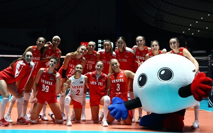 A Milli Kadın Voleybol Takımımız Paris 2024 Olimpiyat Elemeleri ilk maçında Porto Riko’yu 3-0 yendi