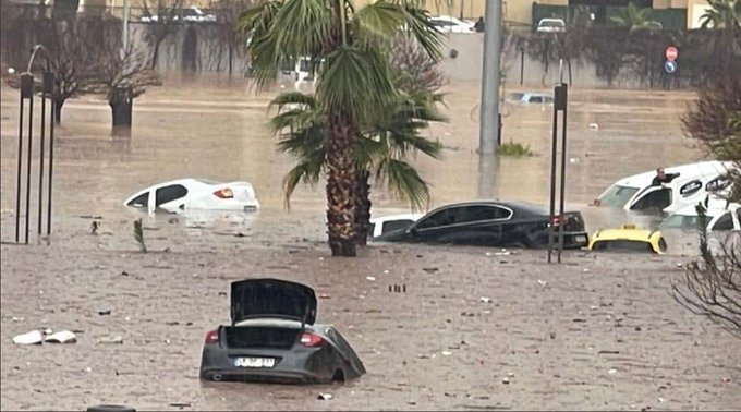 AFAD; 'Şanlıurfa'da su baskınları nedeniyle 4 vatandaşımız hayatını kaybetti, 2 vatandaşımız kayıp'