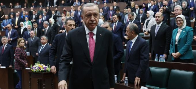 AKP Grubu kapalı toplantısında: Cumhurbaşkanı adayı Recep Tayyip Erdoğan oldu