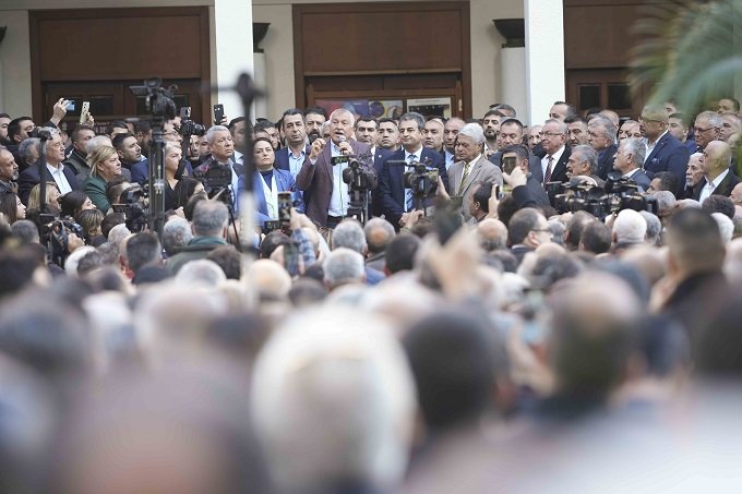 Başkan Zeydan Karalar; 'Biz işimizi kanunlar çerçevesinde yaparız' Başkan Zeydan Karalar; 'Biz işimizi kanunlar çerçevesinde yaparız'