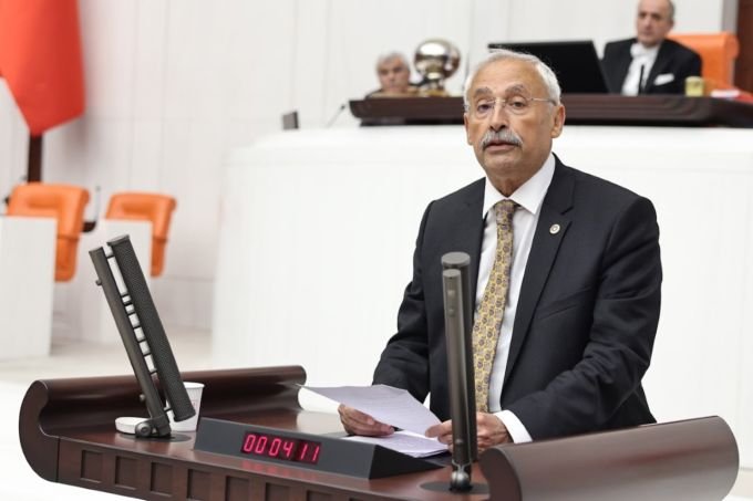 CHP Gaziantep Milletvekili İrfan Kaplan; 'Depremin ilk 2 gününde AFAD ekipleri arama ve kurtarma çalışmalarına müdahale edememiştir' CHP Gaziantep Milletvekili İrfan Kaplan; 'Depremin ilk 2 gününde AFAD ekipleri arama ve kurtarma çalışmalarına müdahale edememiştir'