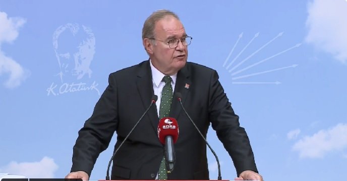 CHP Sözcüsü Faik Öztrak; Kuralların değil, kralın hüküm sürdüğü yerde kararlar sürekli değişir! CHP Sözcüsü Faik Öztrak; Kuralların değil, kralın hüküm sürdüğü yerde kararlar sürekli değişir!